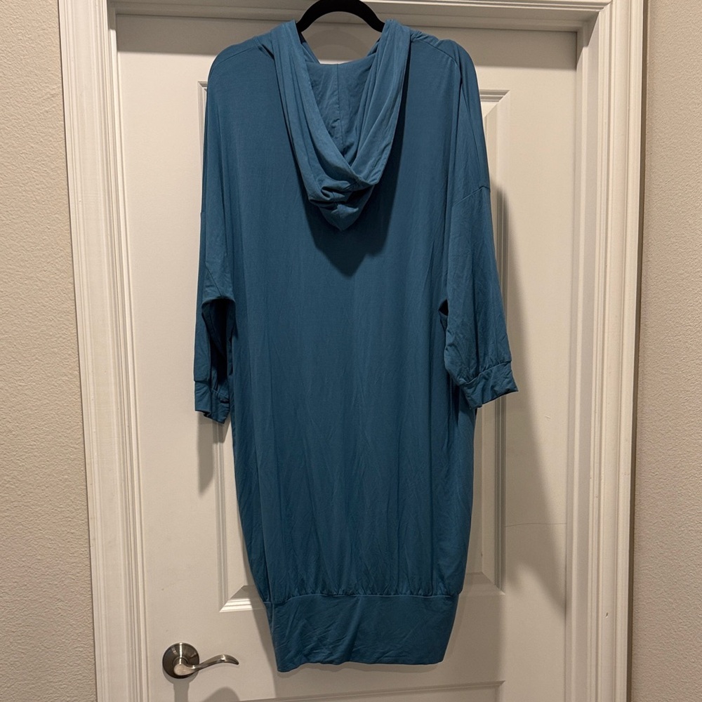 NWT Aleeza Paris Teal 39” Hooded Lounge Dress Size Large (oversized) - Picture 4 of 8